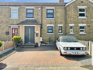 WOOD AVENUE- click for photo gallery